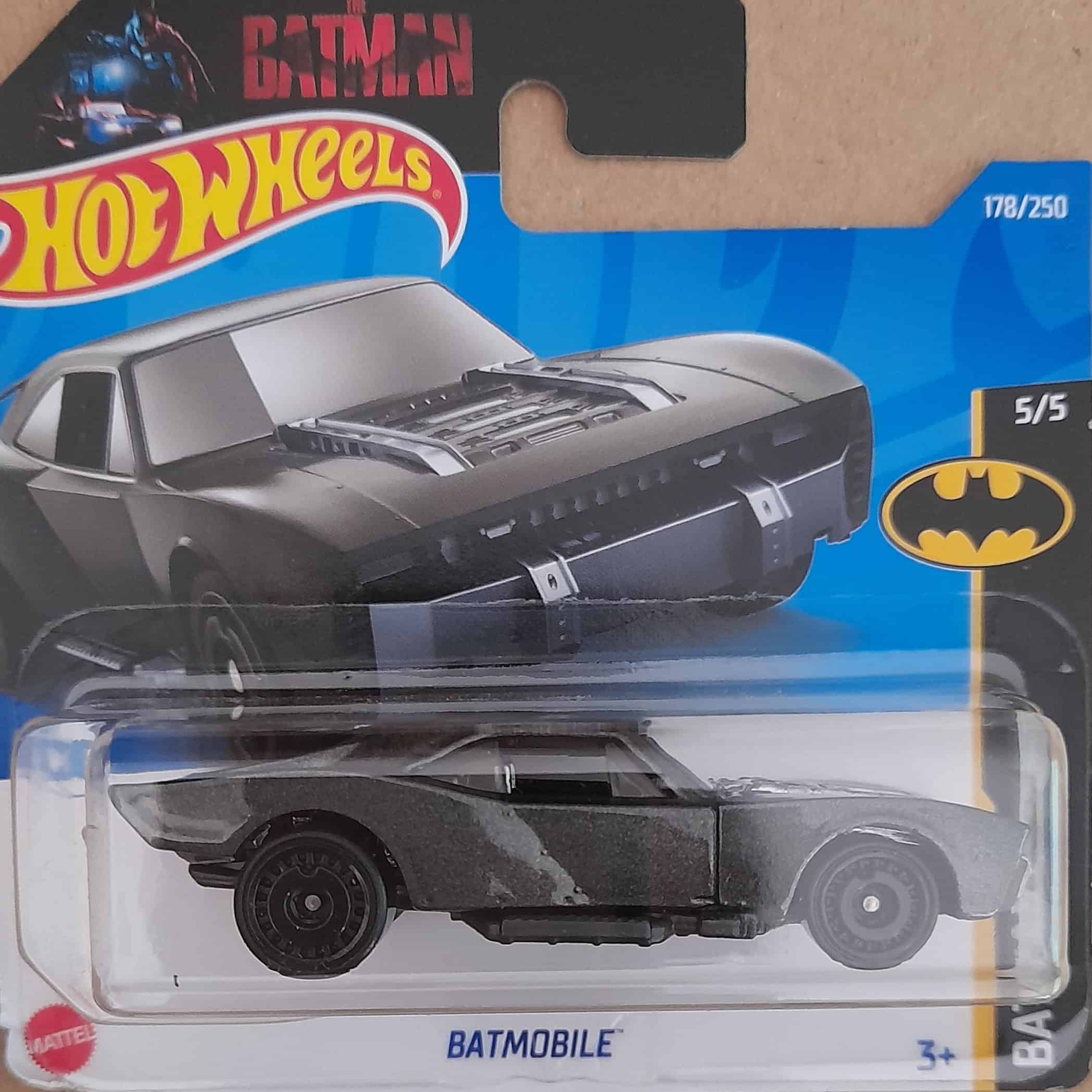  Hot Wheels Batman Batmobile Bundle, Set of 5 Fan-Favorite  Batmobile Castings in 1:64 Scale with Special Packaging : Toys & Games