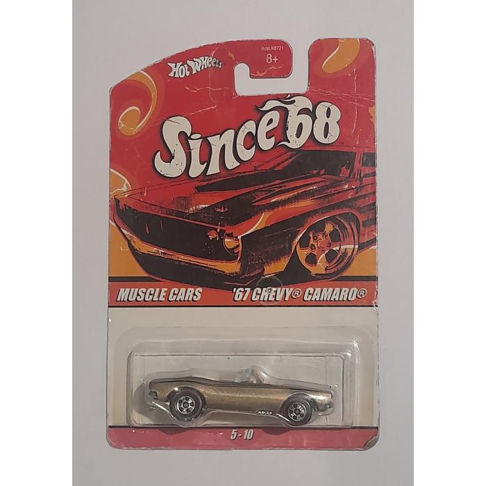 *Embalagem danificada* Hot Wheels Since 68 - '67 Chevy Camaro