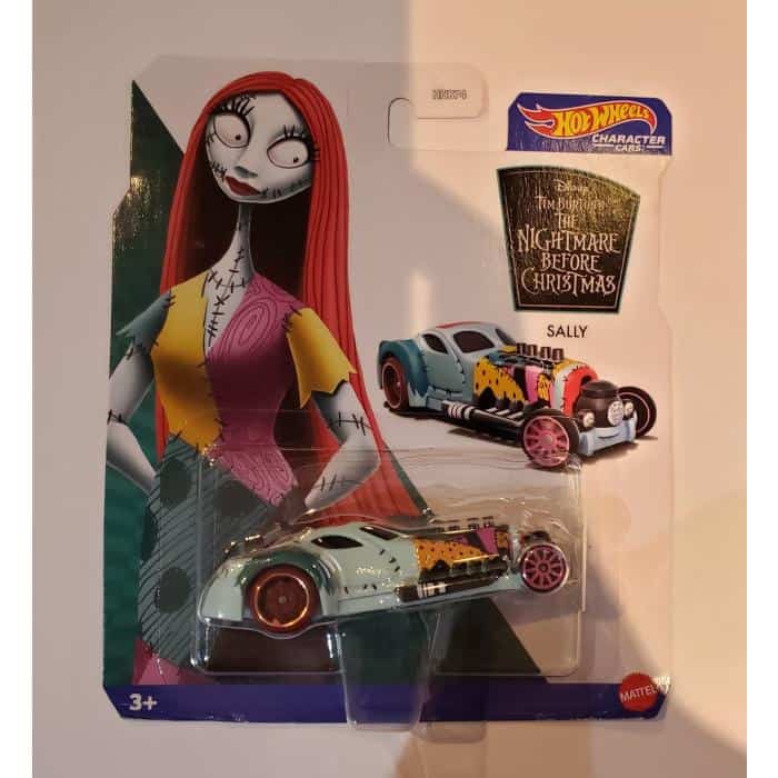 *Embalagem danificada* Hot Wheels Character Cars - Sally