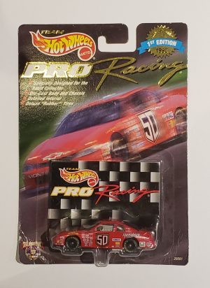 *Embalagem danificada* Hot Wheels Pro Racing - 50 Chevrolet Monte Carlo