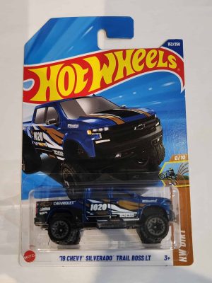 Hot Wheels Dirt - '19 Chevy Silverado Trail Boss LT