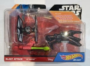 *Embalagem danificada* Hot Wheels Star Wars Die-Cast - Blast Attack Vermelho