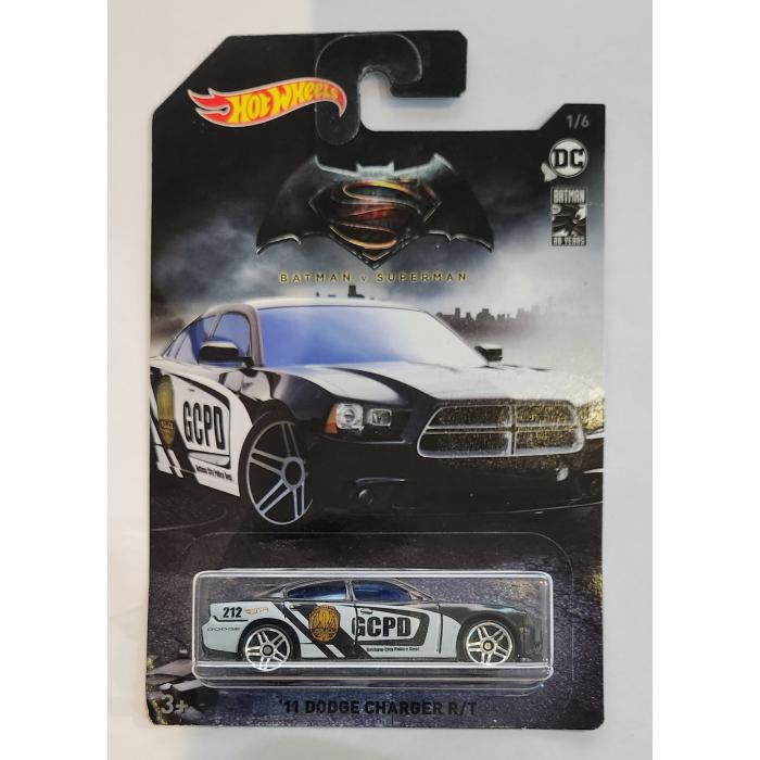 Hot Wheels Batman x Superman - '11 Dodge Charger R/T