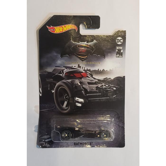 Hot Wheels Batman Vs Superman - Batmobile